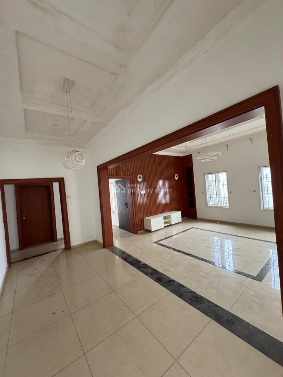Well Finished 3 Bedroom Serviced Apartment, Serene Neighborhood, Inside a Gated Community, Good Access Road, Katampe Extension, Katampe, Abuja, Flat / Apartment for Rent