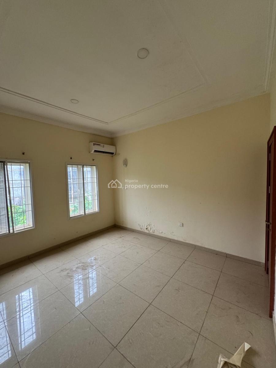 Well Finished 3 Bedroom Serviced Apartment, Serene Neighborhood, Inside a Gated Community, Good Access Road, Katampe Extension, Katampe, Abuja, Flat / Apartment for Rent