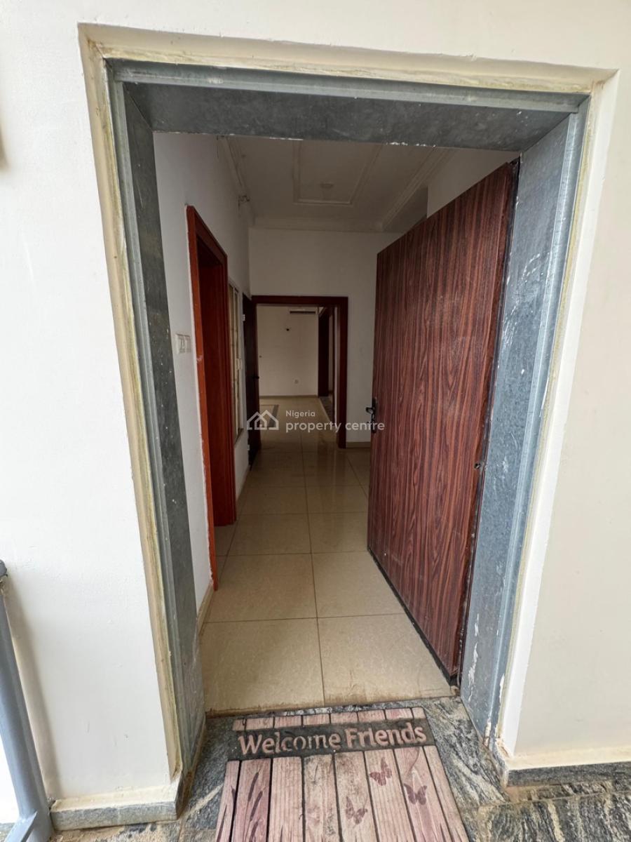 Well Finished 3 Bedroom Serviced Apartment, Serene Neighborhood, Inside a Gated Community, Good Access Road, Katampe Extension, Katampe, Abuja, Flat / Apartment for Rent