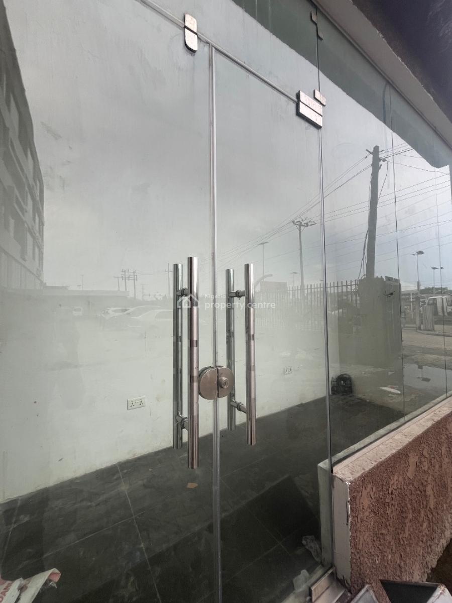 Shop Space on Ground Floor Close to Expressway, Idado, Lekki, Lagos, Plaza / Complex / Mall for Rent