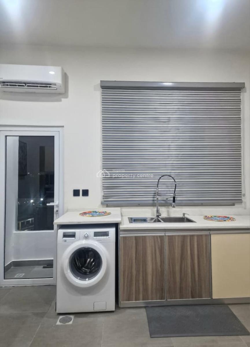 Exquisite 3 Bedroom Apartment with Bq, Lapaz Apartment Musa Yaradua, Victoria Island (vi), Lagos, Flat / Apartment for Rent