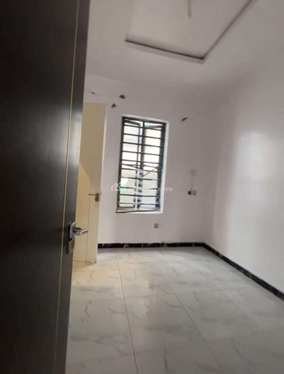 Massive Standard 1 Bedroom and Parlor (mini Flat) Well Ensuited, Salem Ikate, Lekki, Ikate Elegushi, Lekki, Lagos, Mini Flat (room and Parlour) for Rent