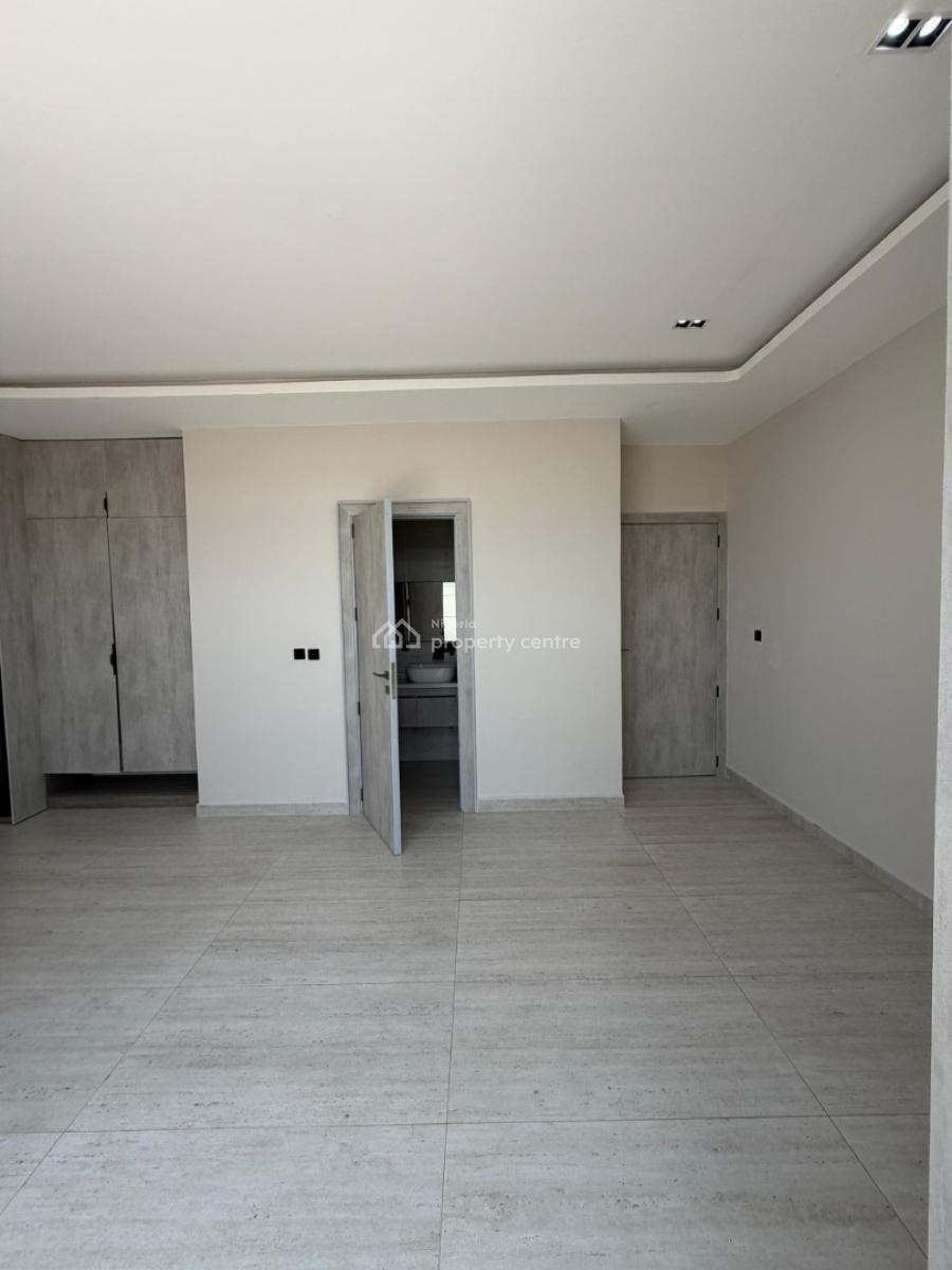 Exquisitely Built 2 Bedroom Penthouse, Off Admiralty Way, Lekki Phase 1, Lekki, Lagos, Flat / Apartment for Sale
