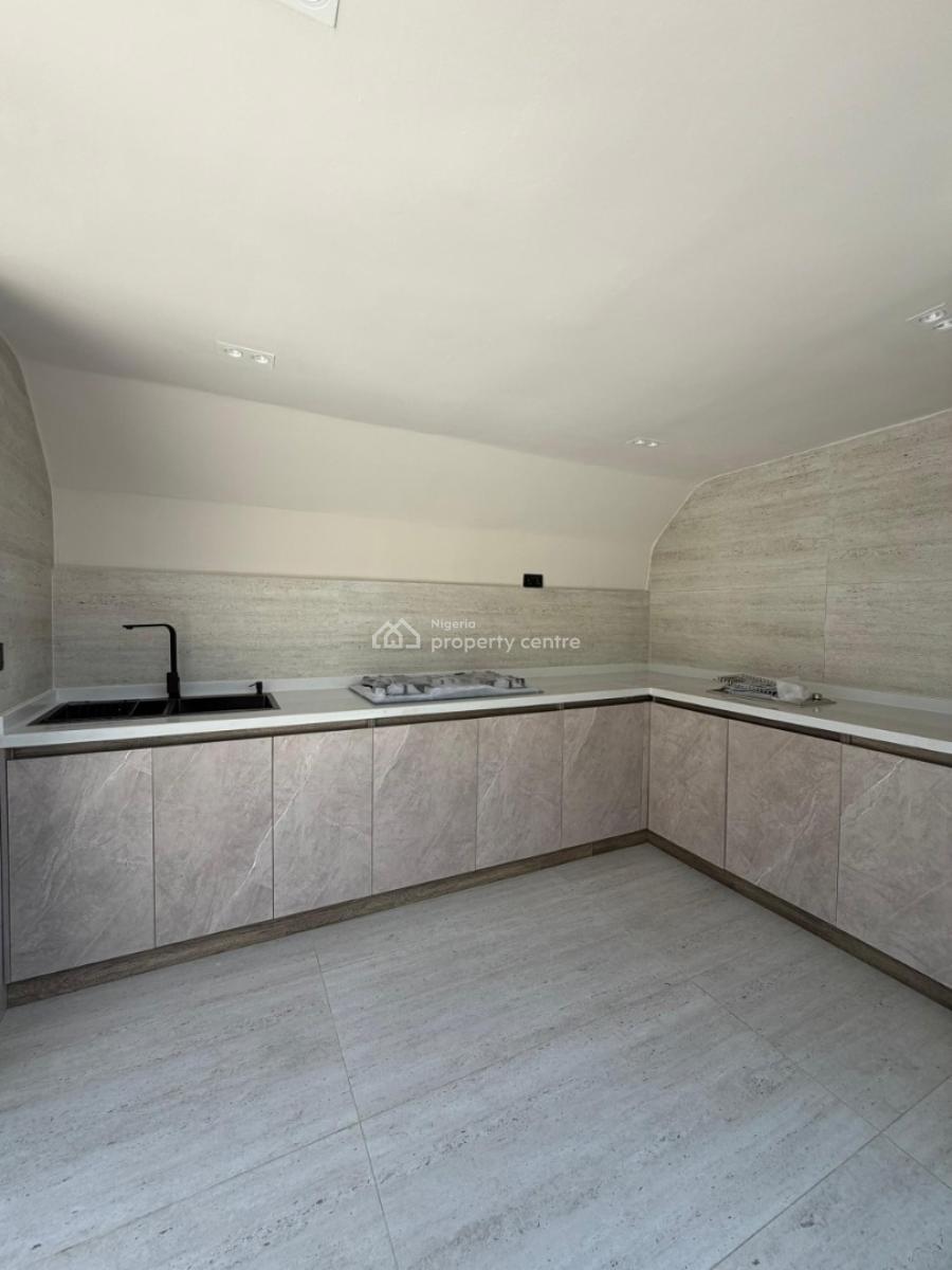Exquisitely Built 2 Bedroom Penthouse, Off Admiralty Way, Lekki Phase 1, Lekki, Lagos, Flat / Apartment for Sale