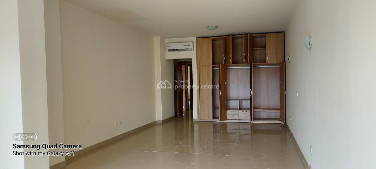 Top Notch Waterfront 3 Bedroom Apartment with Great Ambience, Bella Vista, Banana Island Estate, Banana Island, Ikoyi, Lagos, Flat / Apartment for Rent