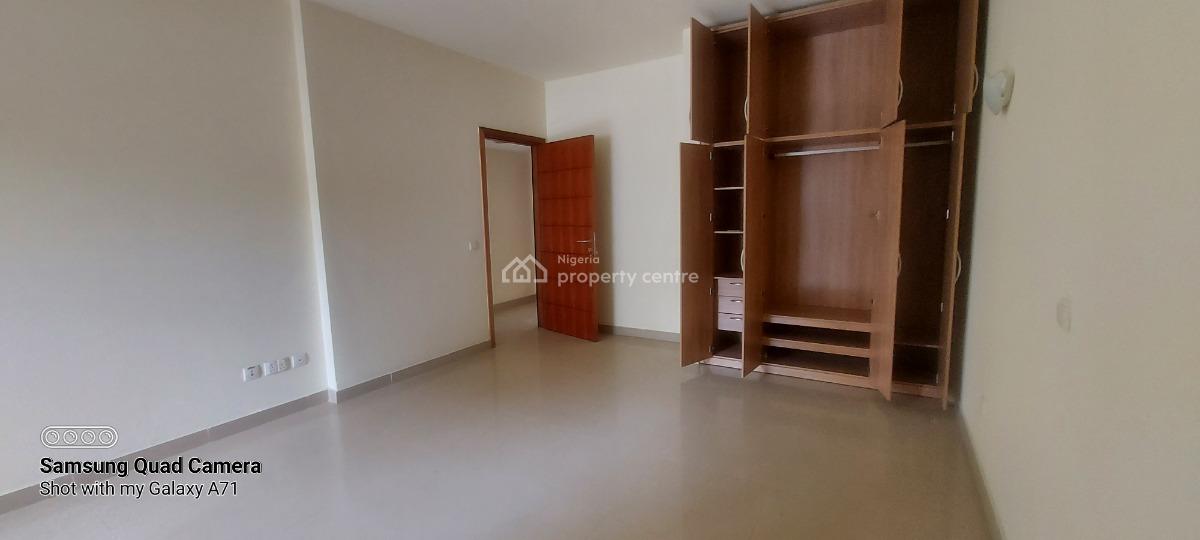 Top Notch Waterfront 3 Bedroom Apartment with Great Ambience, Bella Vista, Banana Island Estate, Banana Island, Ikoyi, Lagos, Flat / Apartment for Rent
