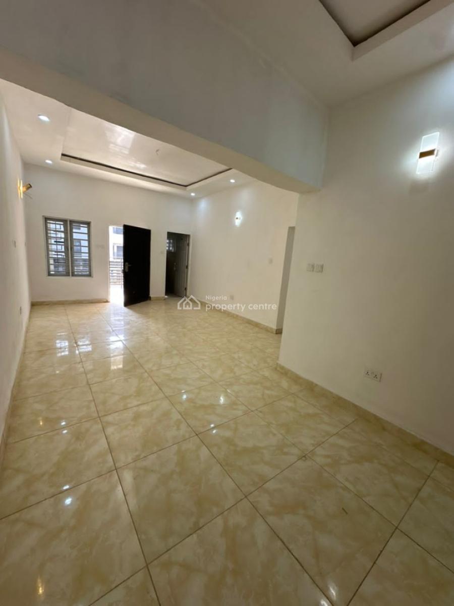 a Very Good Spacious 2-bedroom Flat, By America School., Durumi, Abuja, Flat / Apartment for Rent