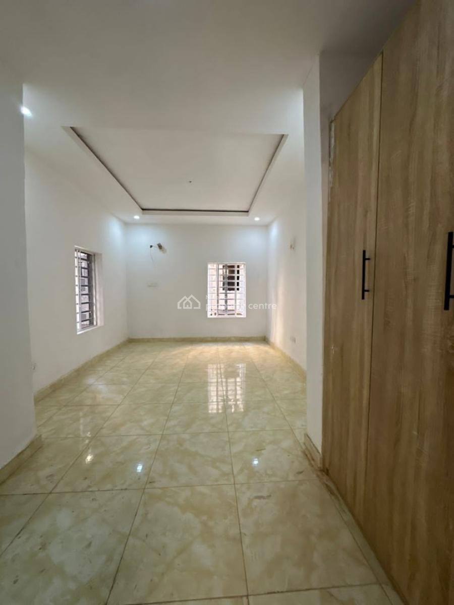 a Very Good Spacious 2-bedroom Flat, By America School., Durumi, Abuja, Flat / Apartment for Rent