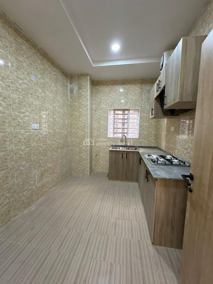 a Very Good Spacious 2-bedroom Flat, By America School., Durumi, Abuja, Flat / Apartment for Rent