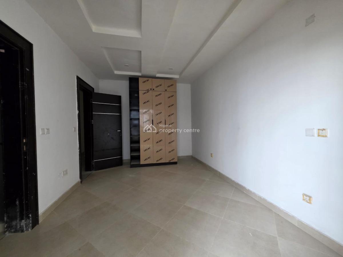 4 Bedroom Apartment with Bq  Elevator,  Cilema, Lekki Phase 1, Lekki, Lagos, Flat / Apartment for Rent