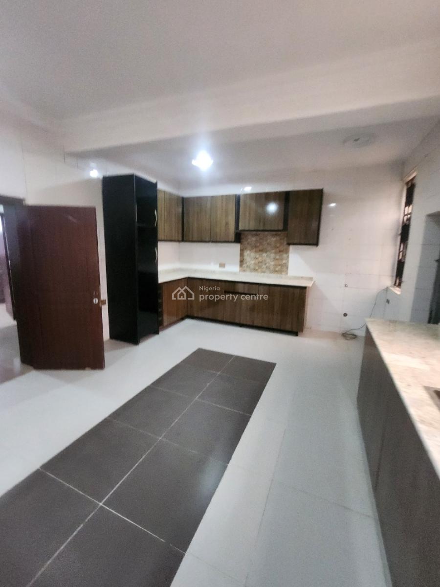 Spacious 6bedroom Stand-alone Duplex, with 2bedrom & 1rm Bq,20car Park, Maitama Main(tarred Rd), Maitama District, Abuja, Detached Duplex for Rent