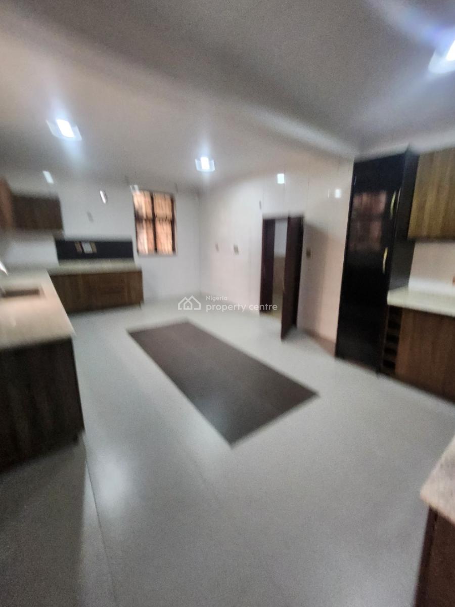 Spacious 6bedroom Stand-alone Duplex, with 2bedrom & 1rm Bq,20car Park, Maitama Main(tarred Rd), Maitama District, Abuja, Detached Duplex for Rent