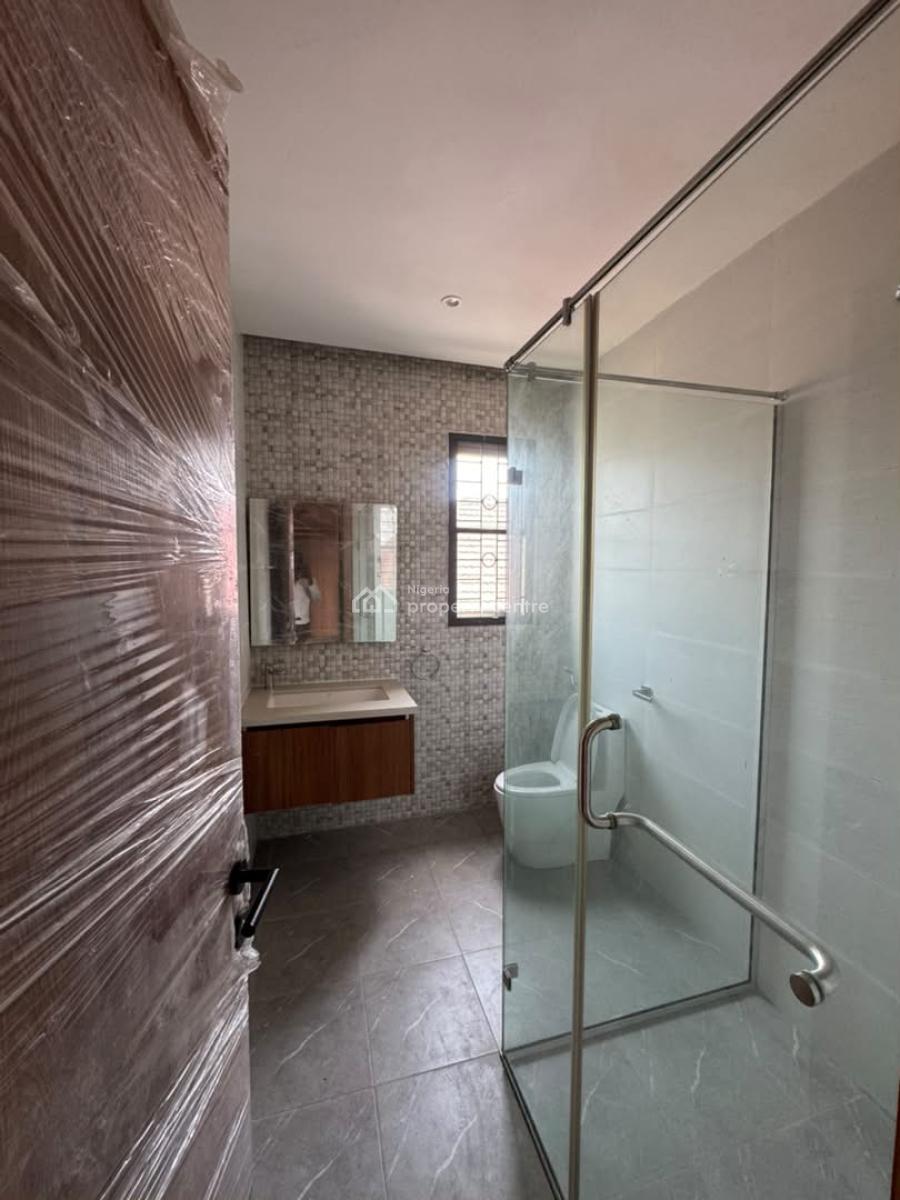 2bedroom Apartment, Osapa, Lekki, Lagos, Flat / Apartment for Sale