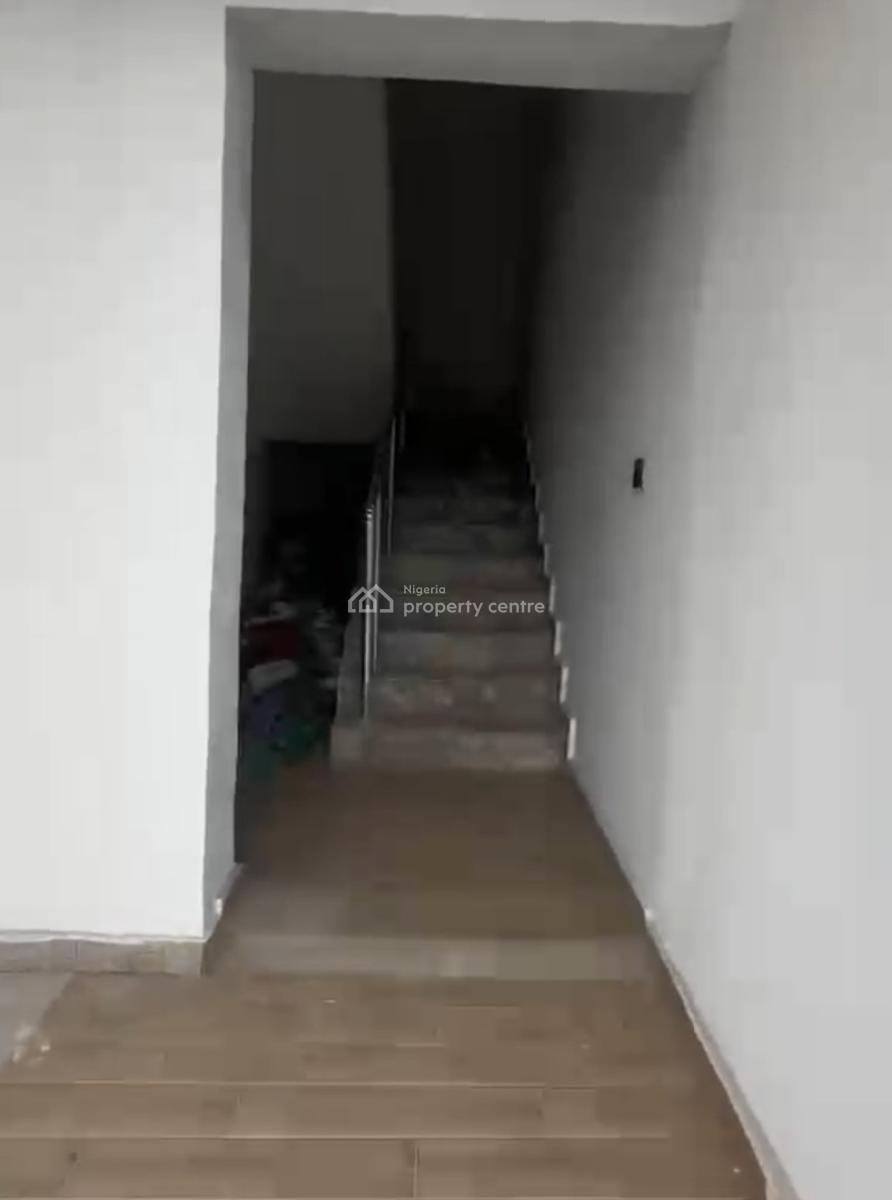 Newly Built 2 Bedroom Apartment, Alaguntan, Off Mobil Road, Ilaje, Ajah, Lagos, Flat / Apartment for Rent