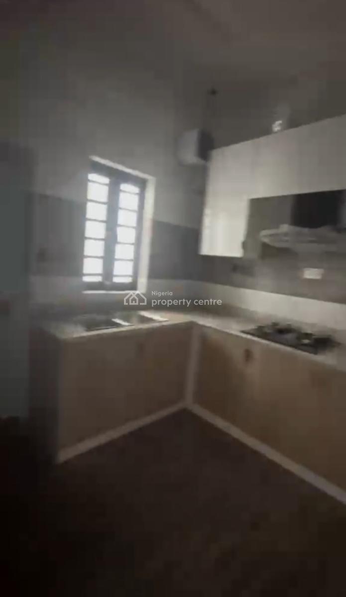 Newly Built 2 Bedroom Apartment, Alaguntan, Off Mobil Road, Ilaje, Ajah, Lagos, Flat / Apartment for Rent