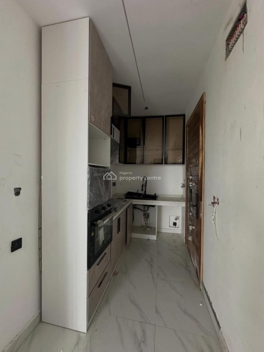 This  Beautiful 1 Bedroom Apartment, Lekki Phase 1, Lekki, Lagos, Mini Flat (room and Parlour) for Rent