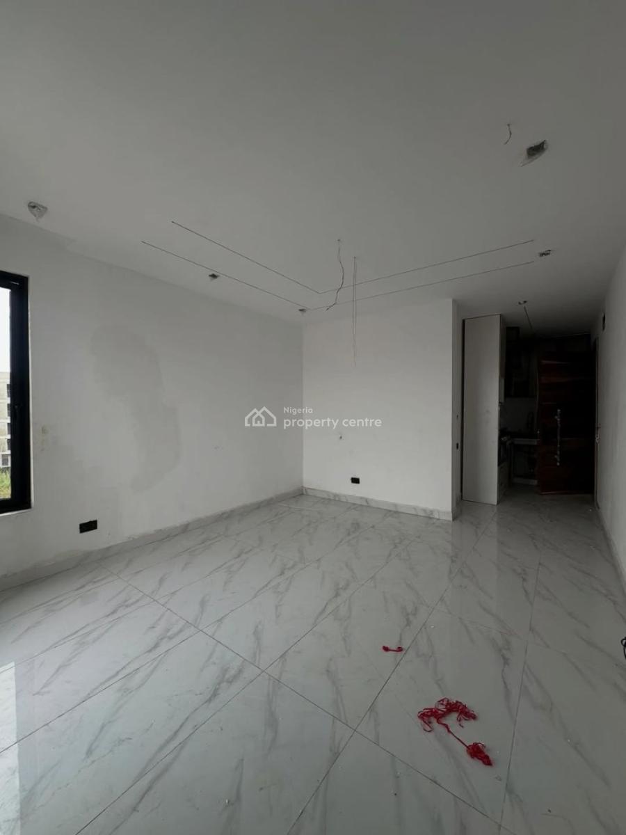 This  Beautiful 1 Bedroom Apartment, Lekki Phase 1, Lekki, Lagos, Mini Flat (room and Parlour) for Rent