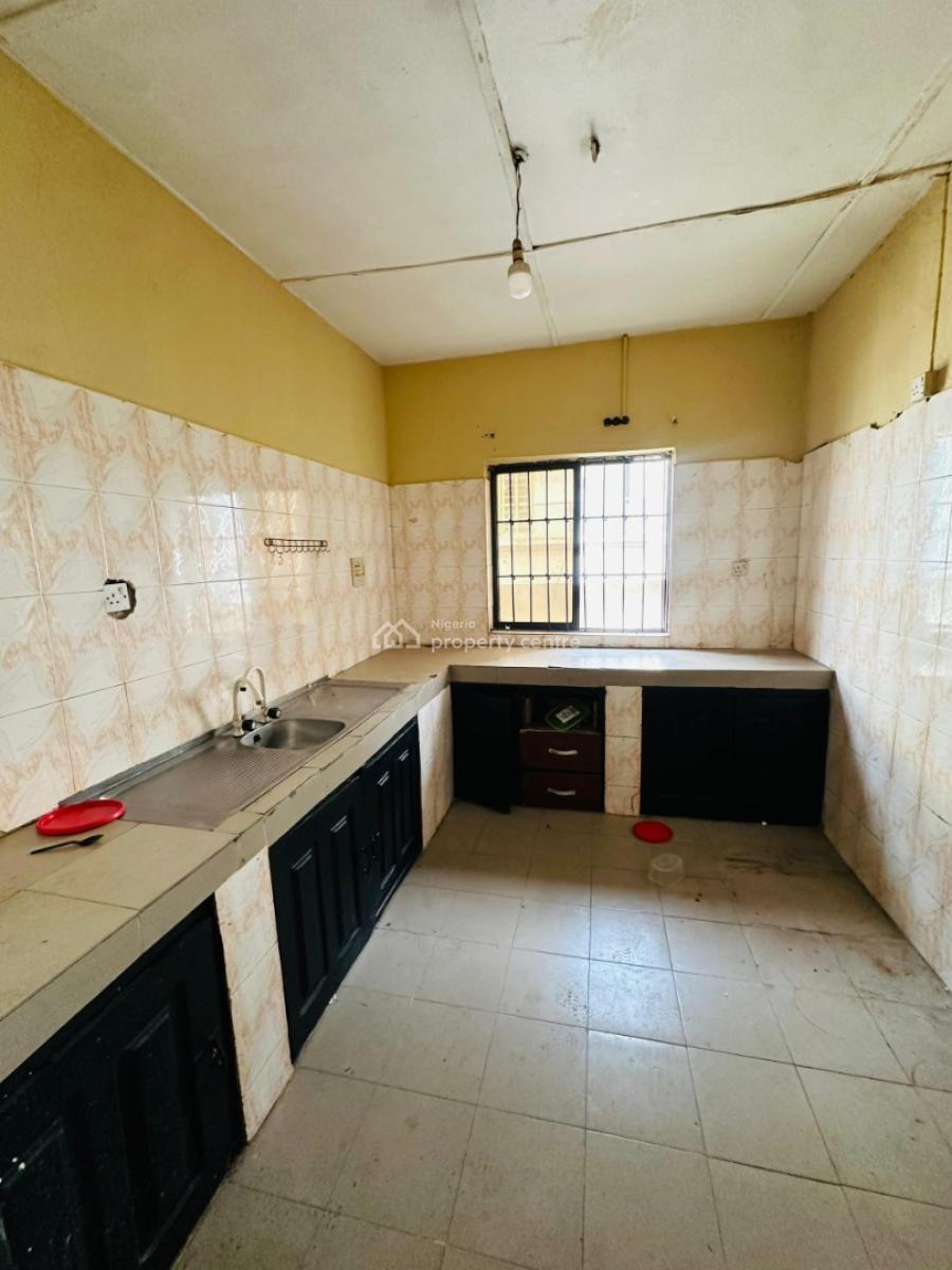 Spacious 3bedroom Flat in a Secured Estate, Ikota, Lekki, Lagos, Flat / Apartment for Rent