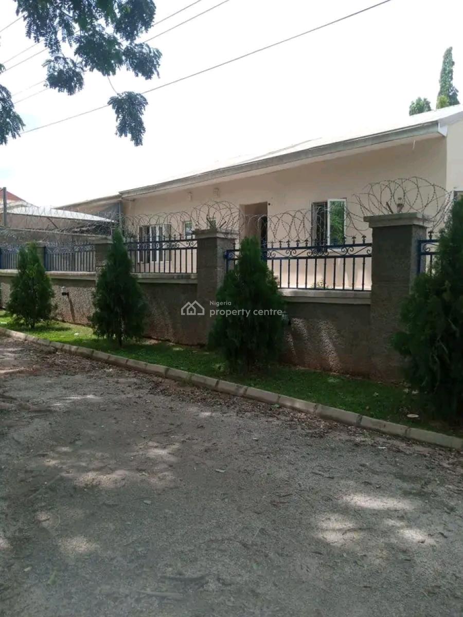 3 Bedroom Bungalow on 600sqm of Land in Wuse Zone 6, Zone 6, Wuse, Abuja, Detached Bungalow for Sale