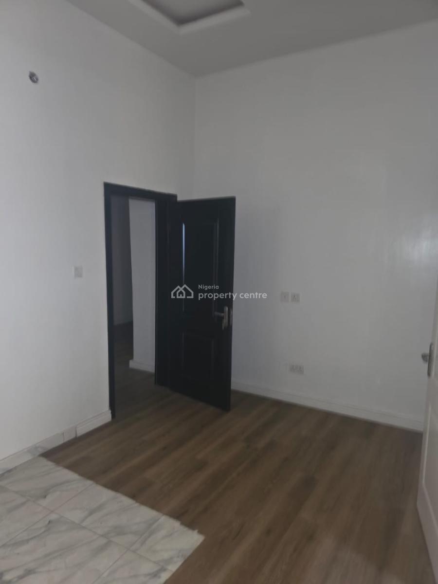 Elegantly Built 4 Bedroom Terrace Duplex + Inverter, Ikota, Lekki, Lagos, Terraced Duplex for Rent