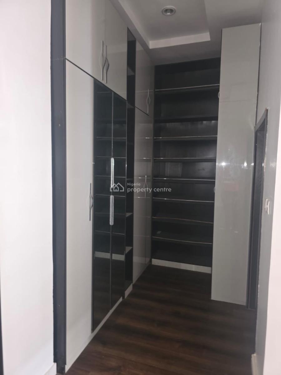 Elegantly Built 4 Bedroom Terrace Duplex + Inverter, Ikota, Lekki, Lagos, Terraced Duplex for Rent