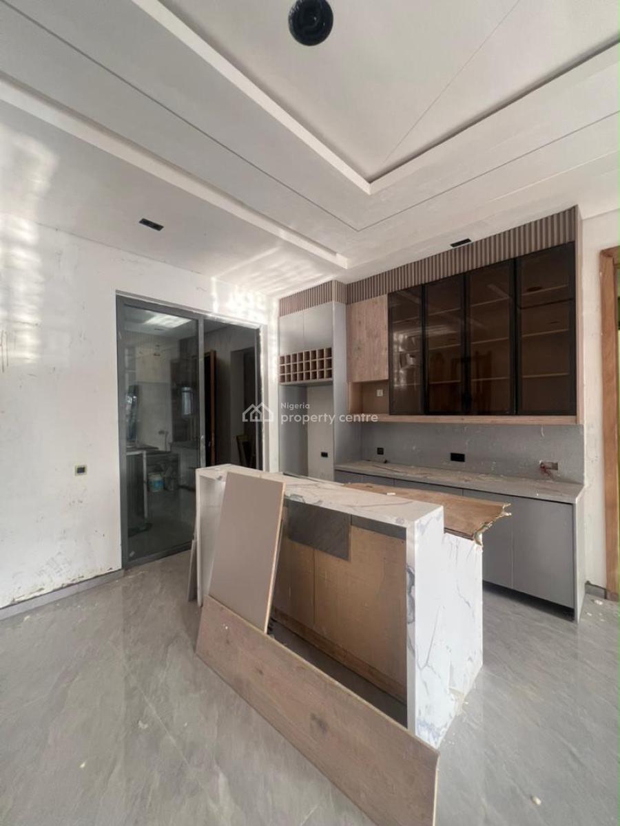 Fully Secured 3 Bedrooms Apartment with Bq, Ikeja, Lagos, Flat / Apartment for Sale