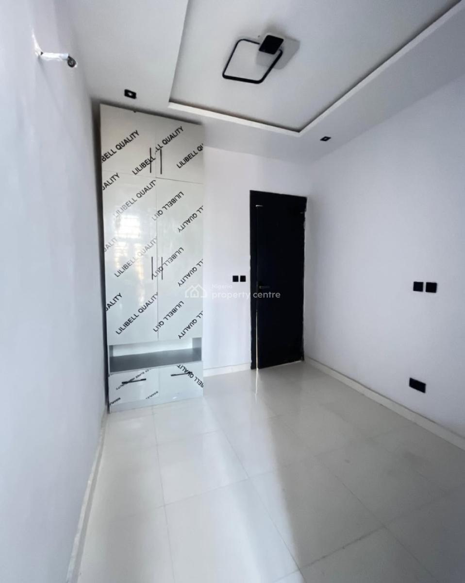 3 Bedroom Semi Detached + Bq, Ikota, Lekki, Lagos, Semi-detached Duplex for Sale