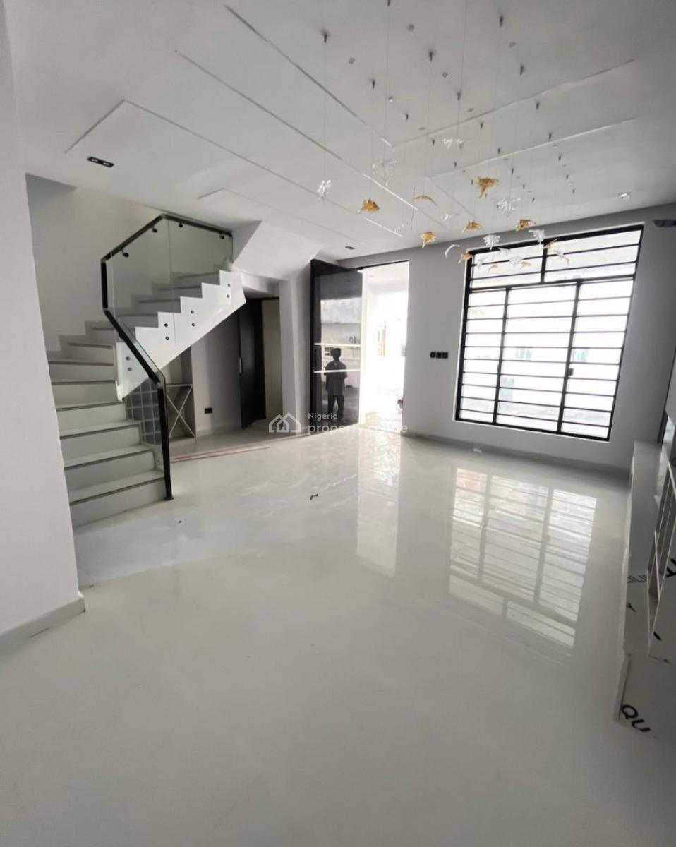 3 Bedroom Semi Detached + Bq, Ikota, Lekki, Lagos, Semi-detached Duplex for Sale