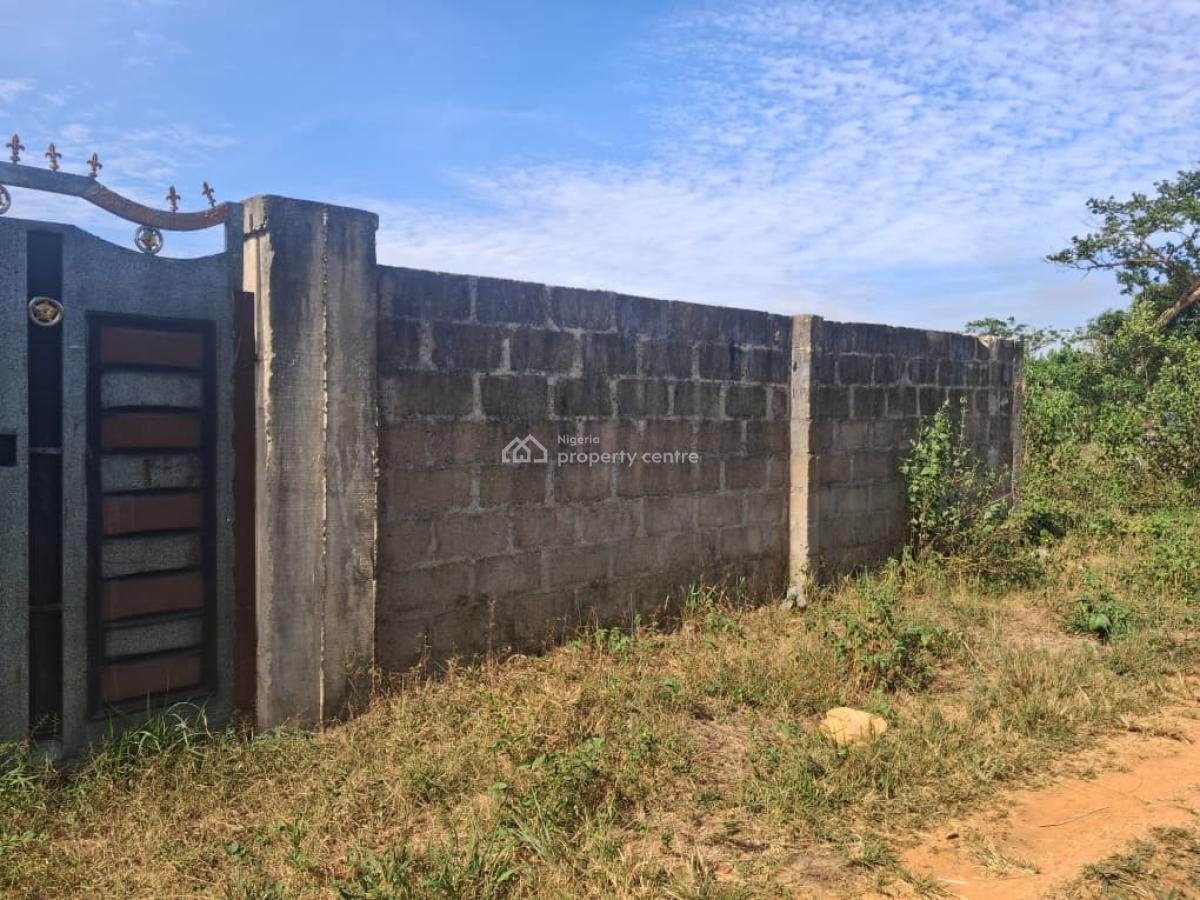 4 Plots of Land Fenced and Gated, Emuren, Ikorodu, Behind Adron Homes Town Park and Garden Estate, Ode Lemo, Sagamu, Ogun, Mixed-use Land for Sale