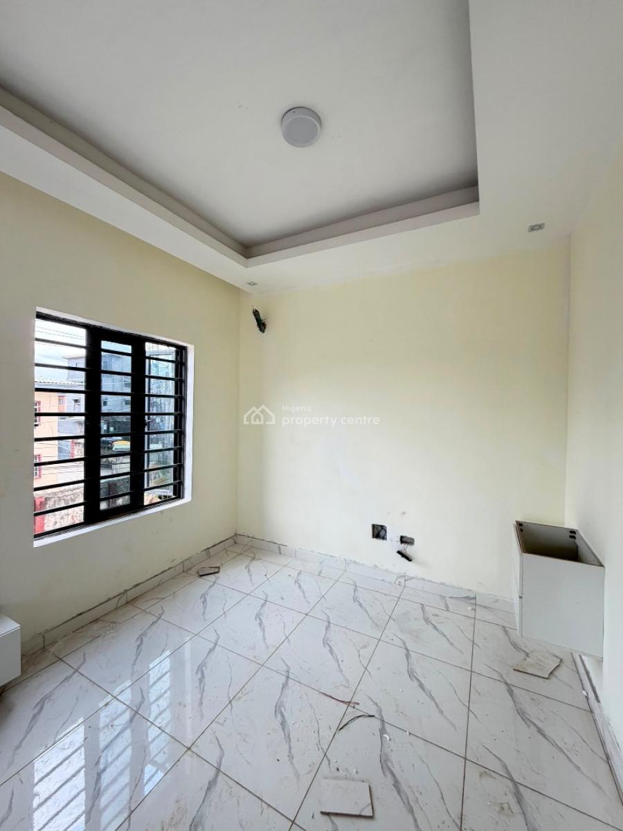 Contemporary 4 Bedrooms Semi Detached Duplex with Bq, Maryland, Lagos, Semi-detached Duplex for Sale