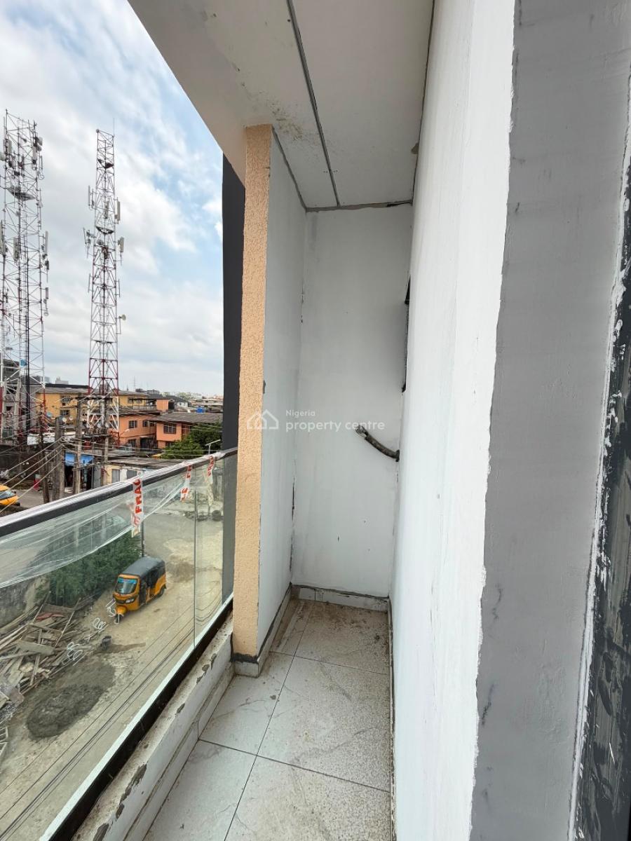 Contemporary 4 Bedrooms Semi Detached Duplex with Bq, Maryland, Lagos, Semi-detached Duplex for Sale