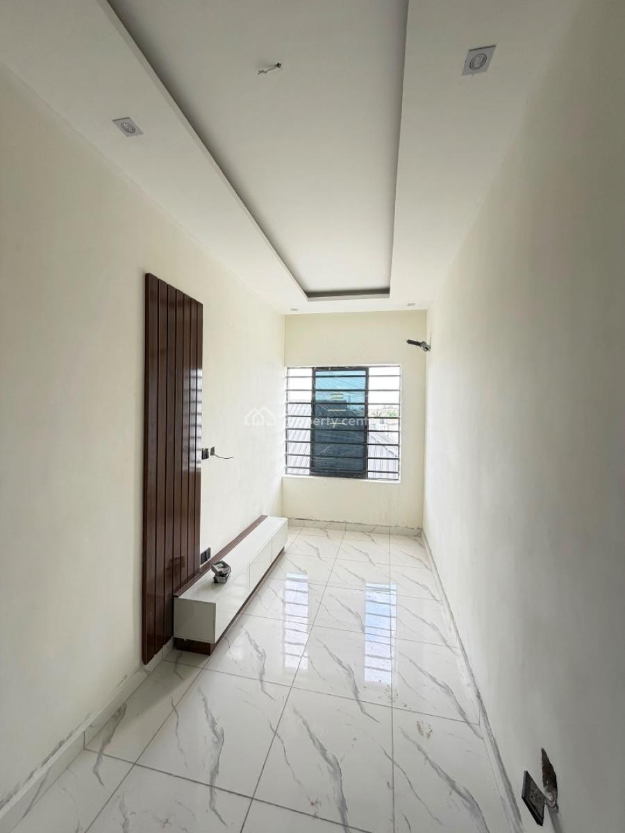 Contemporary 4 Bedrooms Semi Detached Duplex with Bq, Maryland, Lagos, Semi-detached Duplex for Sale