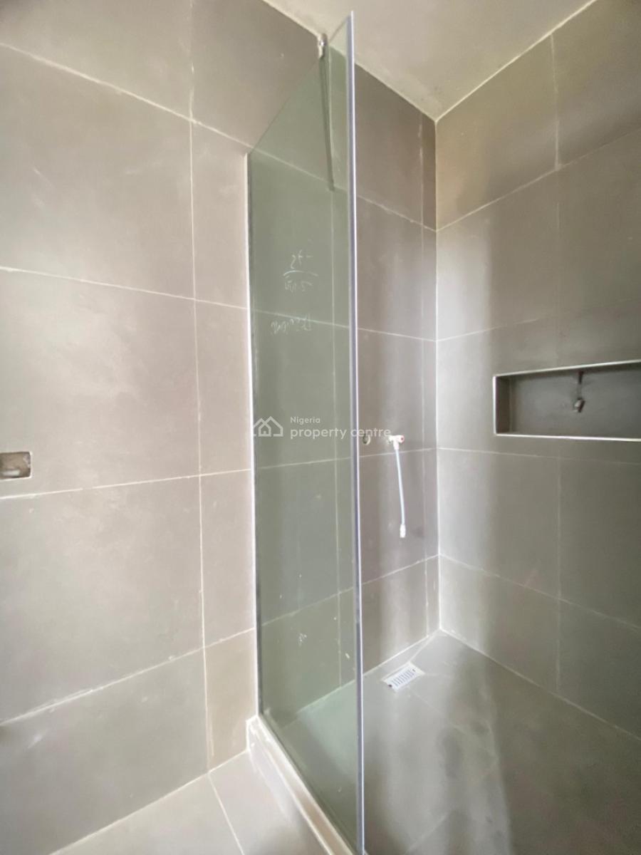 Well-finished 4 Bedroom Terrace Duplex with Bq, Platinum Way, Lekki, Lagos, Terraced Duplex for Sale