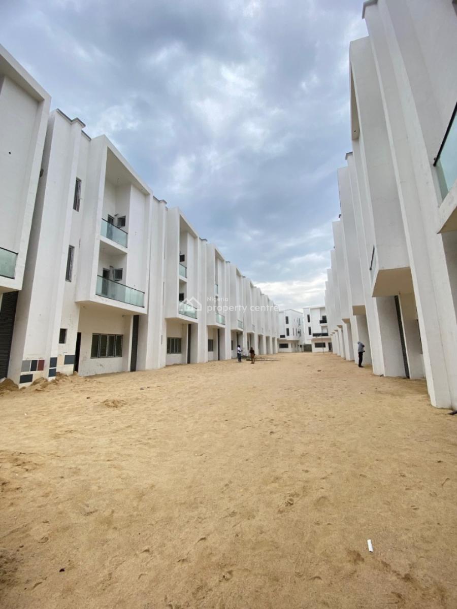 Well-finished 4 Bedroom Terrace Duplex with Bq, Platinum Way, Lekki, Lagos, Terraced Duplex for Sale