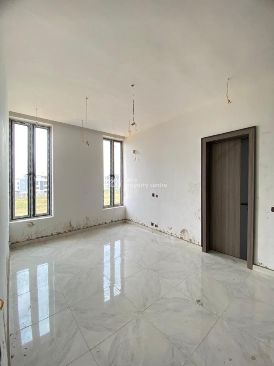 Well-finished 4 Bedroom Terrace Duplex with Bq, Platinum Way, Lekki, Lagos, Terraced Duplex for Sale