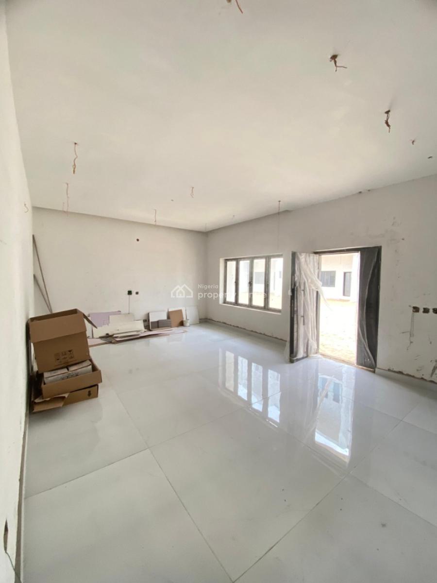 Well-finished 4 Bedroom Terrace Duplex with Bq, Platinum Way, Lekki, Lagos, Terraced Duplex for Sale