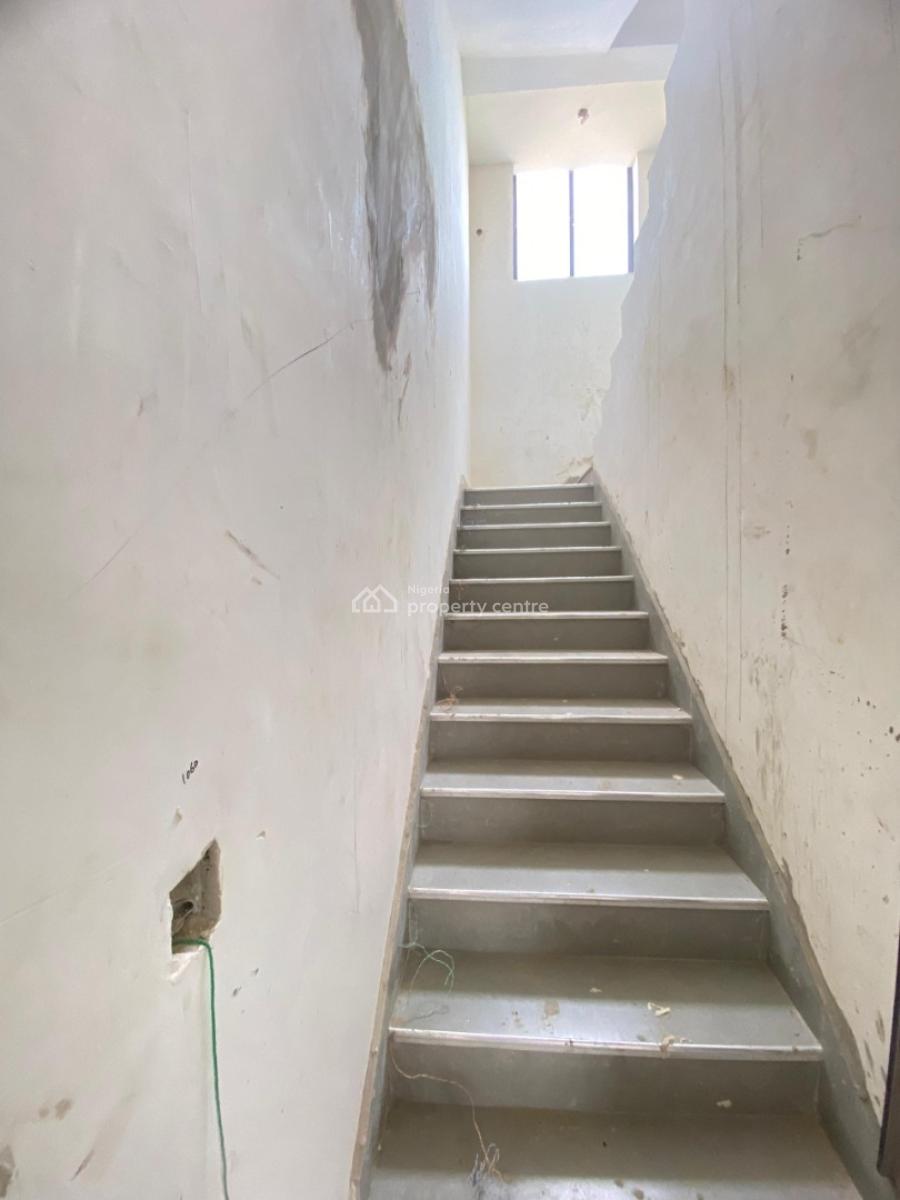 Well-finished 4 Bedroom Terrace Duplex with Bq, Platinum Way, Lekki, Lagos, Terraced Duplex for Sale