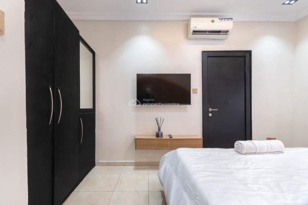 Luxury Three Bedroom with Swimming Pool and Other Amenities, Lekki Phase 1, Lekki, Lagos, Flat / Apartment Short Let