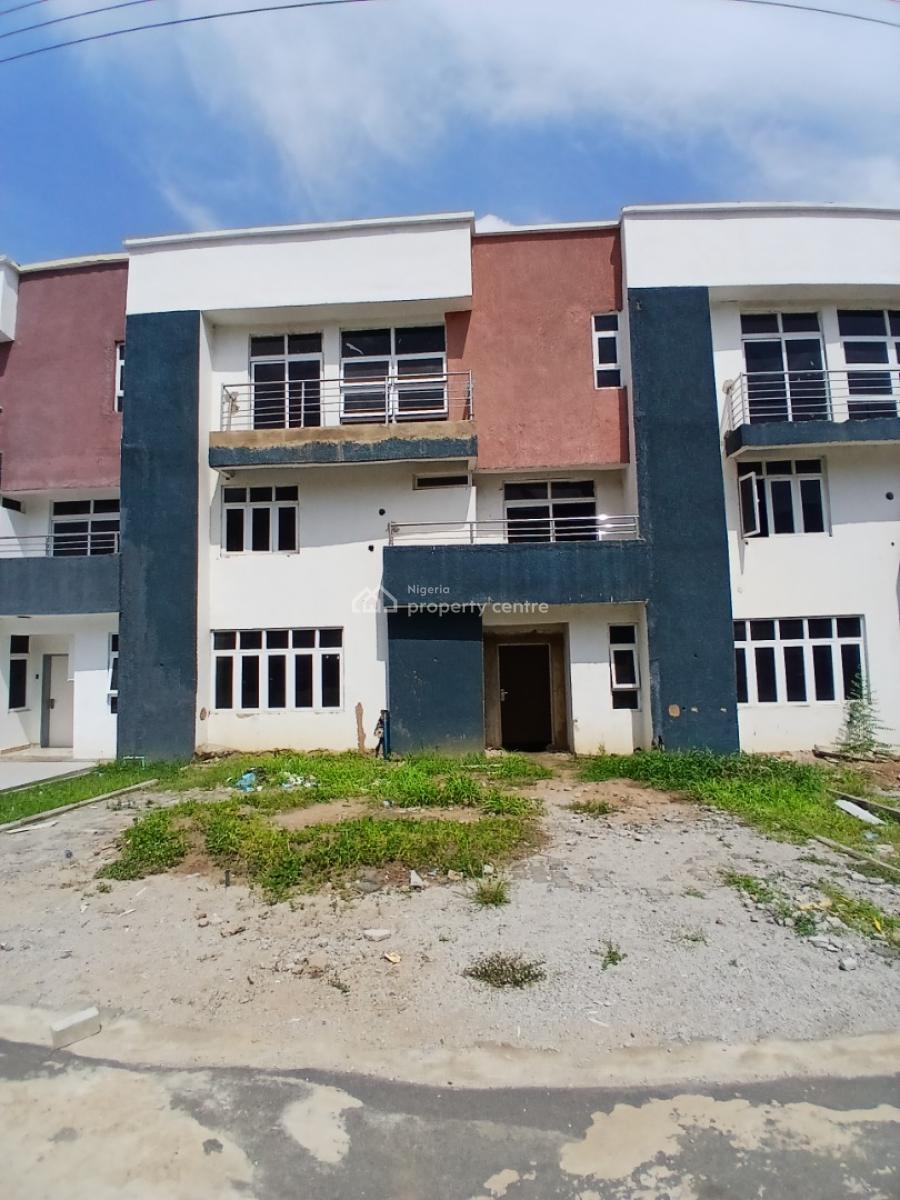 Carcass 4-bedroom Terrace Duplex with 1-room Bq, Dantata Estate, Gwarinpa, Abuja, Terraced Duplex for Sale