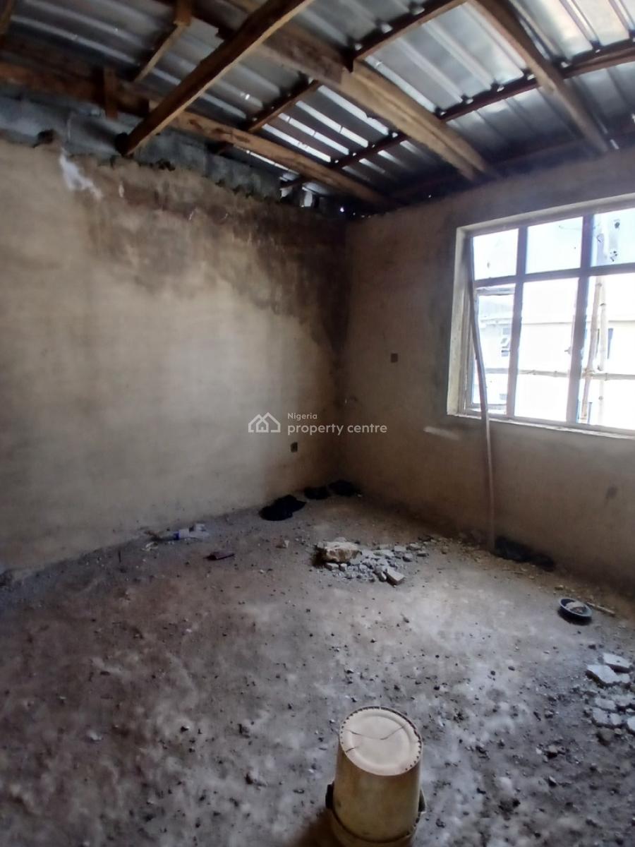 Carcass 4-bedroom Terrace Duplex with 1-room Bq, Dantata Estate, Gwarinpa, Abuja, Terraced Duplex for Sale