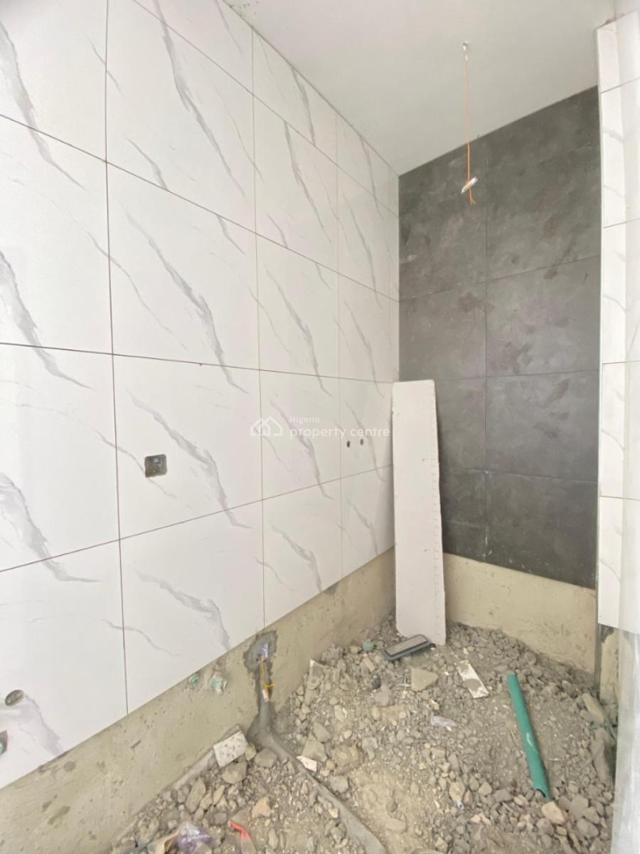 Modern Well-finished 2 Bedroom Apartment, Platinum Way, Lekki, Lagos, Flat / Apartment for Sale