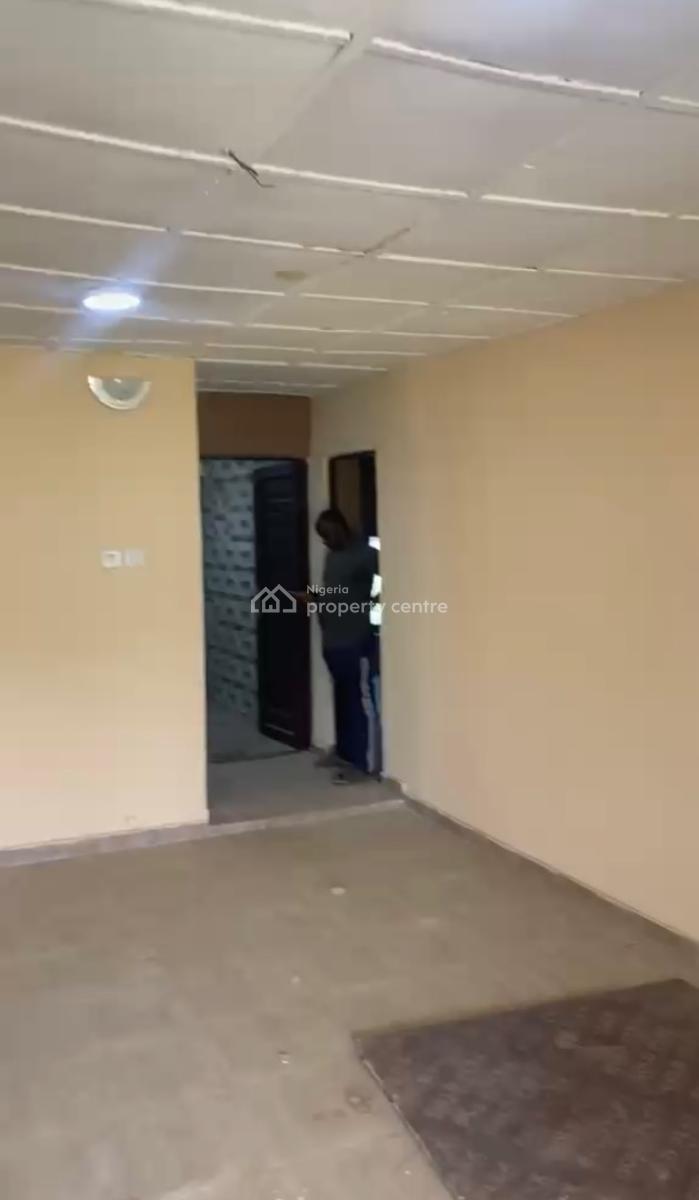 Spacious Miniflat, Oworonshoki, Shomolu, Lagos, Mini Flat (room and Parlour) for Rent