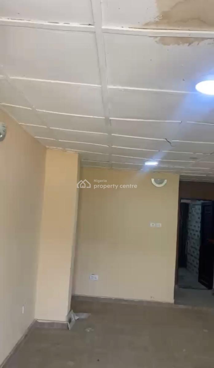 Spacious Miniflat, Oworonshoki, Shomolu, Lagos, Mini Flat (room and Parlour) for Rent