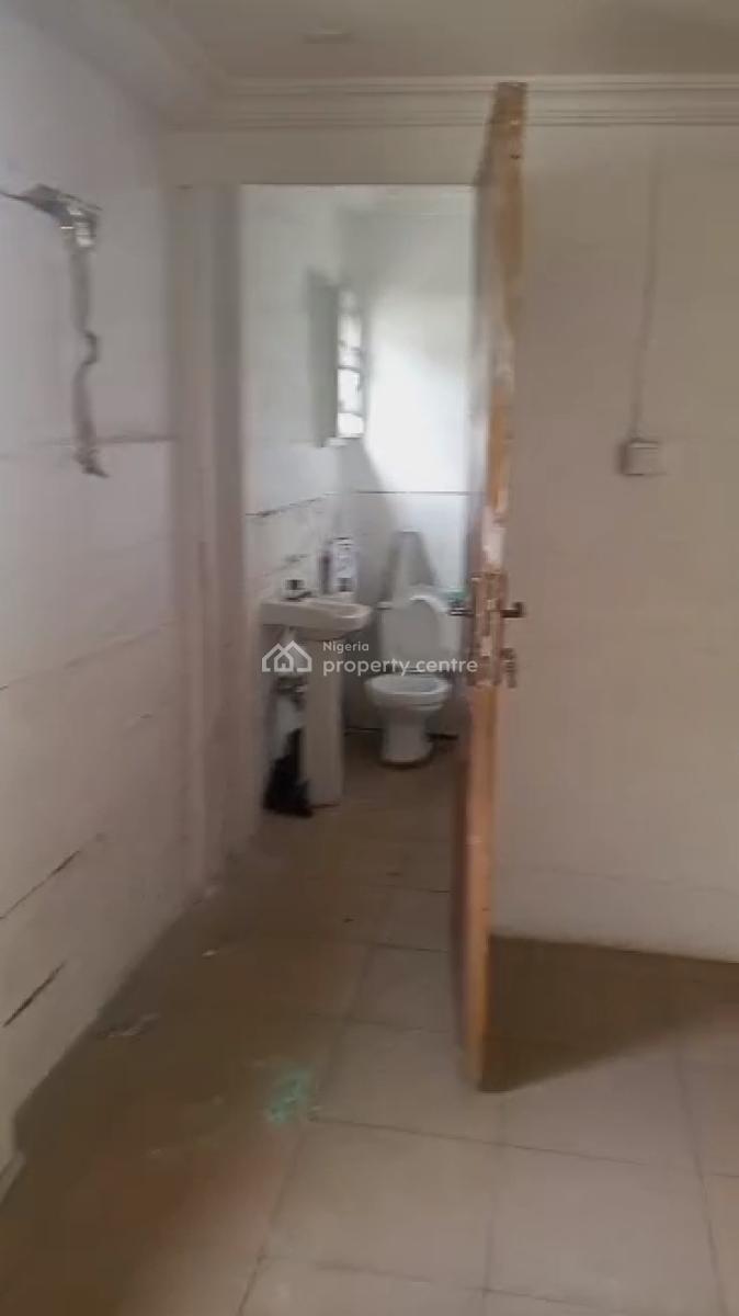 Shop Space on 2 Floors, Toyin Street, Ikeja, Lagos, Shop for Rent