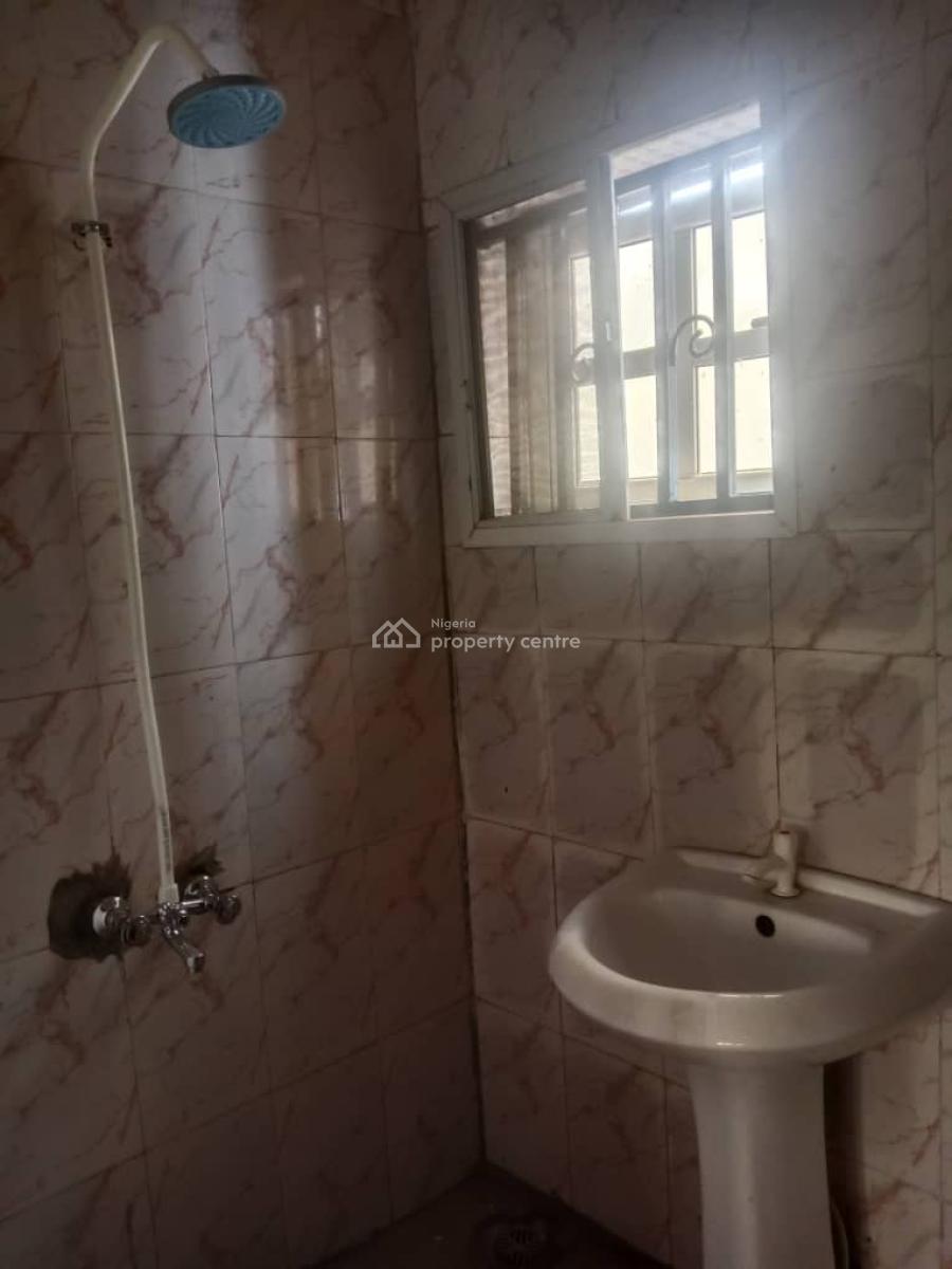2 Bedroom Apartments, Ilé Titun Jericho Extension, Ibadan, Oyo, Flat / Apartment for Rent