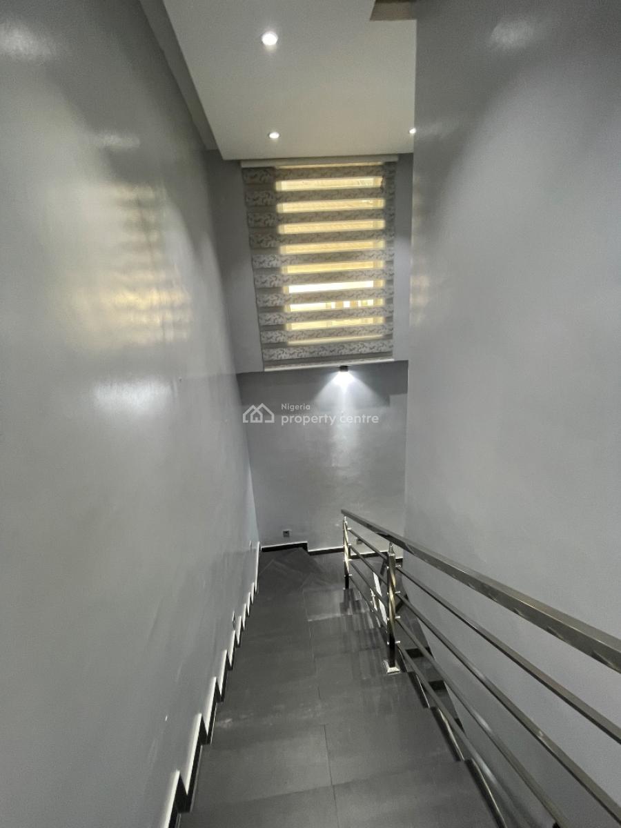 Luxury Furnished 5 Bedrooms with Bq, Megamond Estate, Lekki County, Lekki, Lagos, House for Sale