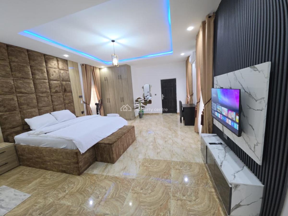 Homely and Cozy 2 Bedroom  Serviced Apartment, Echelon Homes, Beside Dunamis Church, Lugbe District, Abuja, Flat / Apartment Short Let