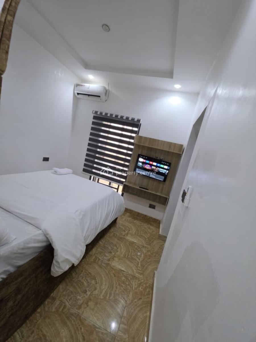 Homely and Cozy 2 Bedroom  Serviced Apartment, Echelon Homes, Beside Dunamis Church, Lugbe District, Abuja, Flat / Apartment Short Let