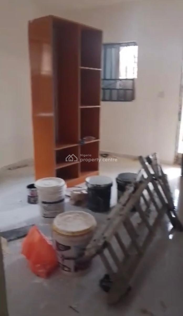 Nice Room and Parlor in a Good Location, Akabueze Street, Majek, Sangotedo, Ajah, Lagos, Mini Flat (room and Parlour) for Rent