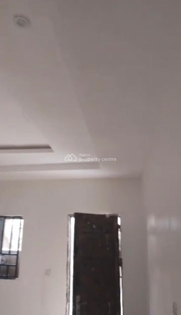 Nice Room and Parlor in a Good Location, Akabueze Street, Majek, Sangotedo, Ajah, Lagos, Mini Flat (room and Parlour) for Rent
